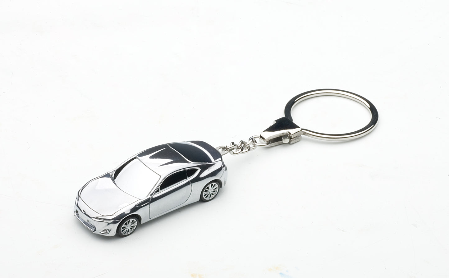 41610-002 1/87 TOYOTA GT86 (ALUMINM CAR KEYCHAIN) - For European market