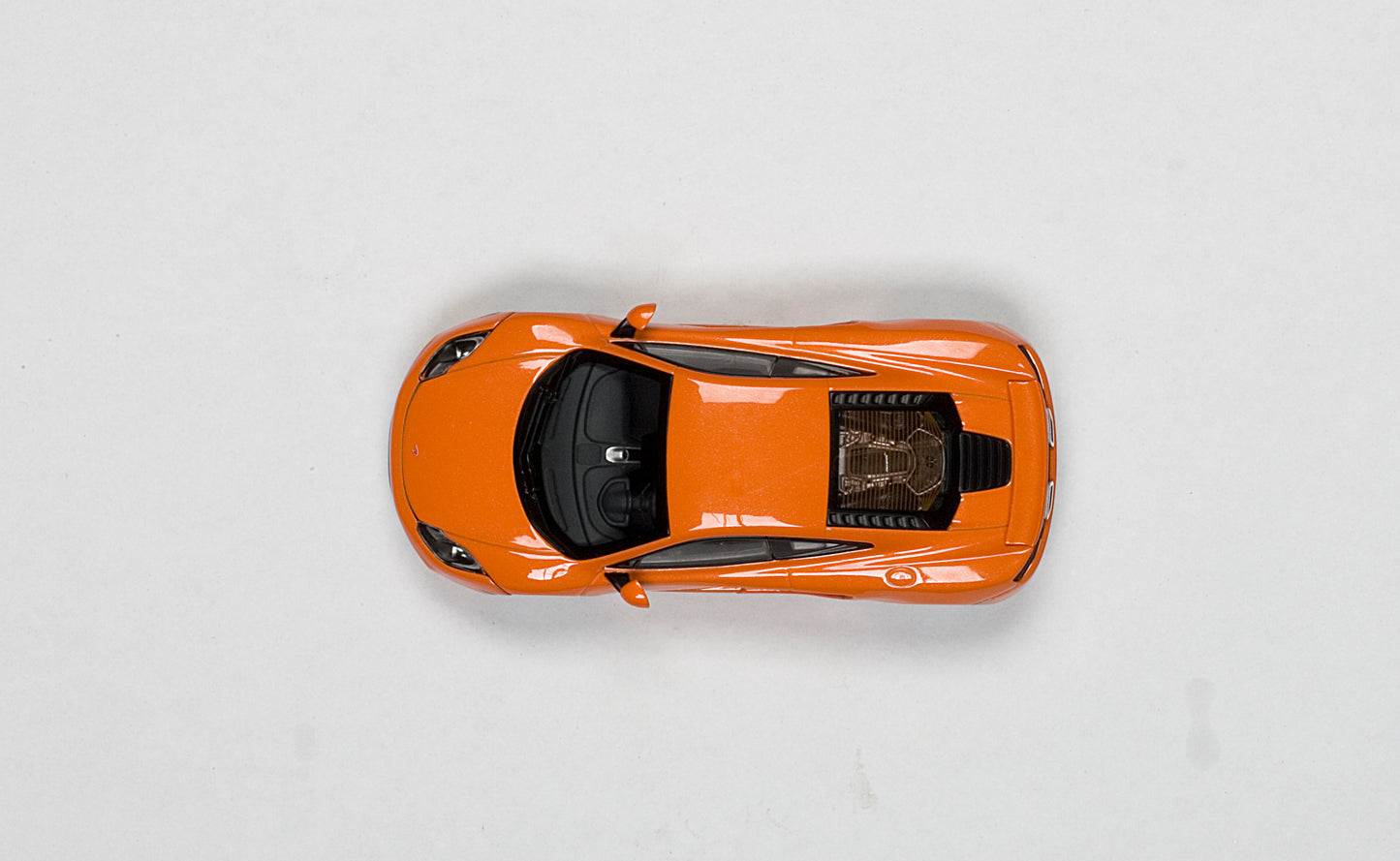 56006 MCLAREN 12C (METALLIC ORANGE)