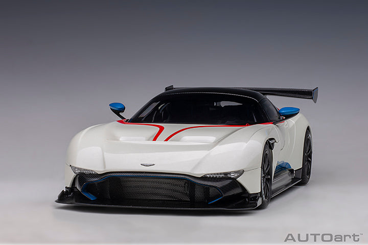 70261 ASTON MARTIN VULCAN (STRATUS WHITE W/ BLUE & RED STRIPES)