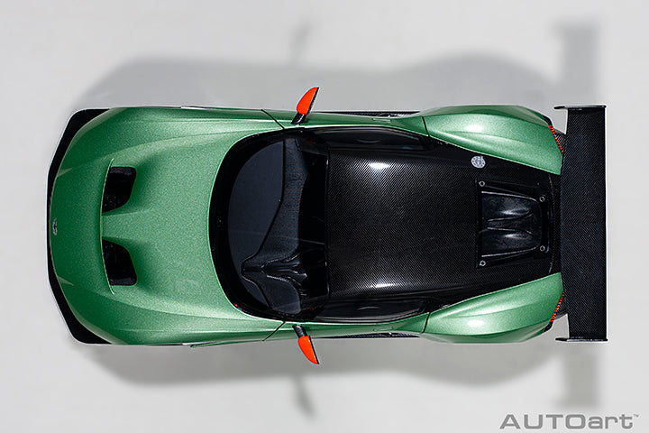 70263 ASTON MARTIN VULCAN (APPLE TREE GREEN METALLIC)