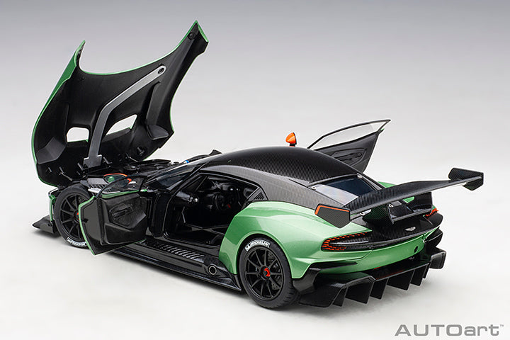 70263 ASTON MARTIN VULCAN (APPLE TREE GREEN METALLIC)
