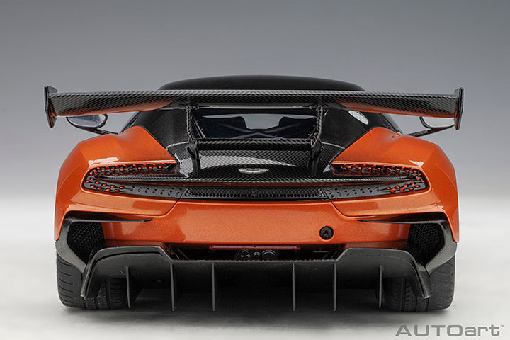 70264 ASTON MARTIN VULCAN (MADAGASCAR ORANGE)