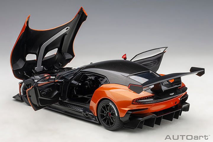 70264 ASTON MARTIN VULCAN (MADAGASCAR ORANGE)