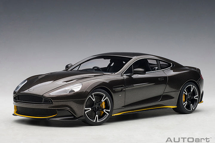 70273 ASTON MARTIN VANQUISH S 2017 (KOPI BRONZE/SPEED YELLOW LIVERY)