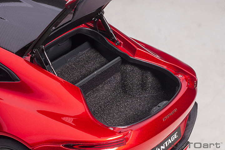 70277 ASTON MARTIN VANTAGE 2019 (HYPER RED/CARBON BLACK ROOF)