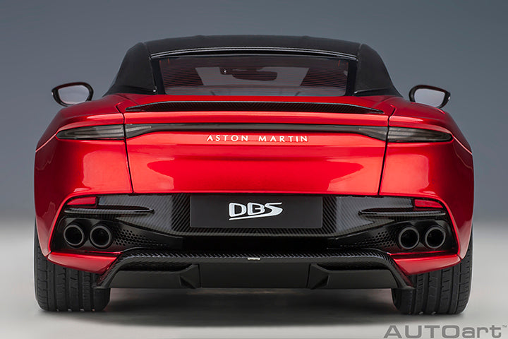 70293 1/18 ASTON MARTIN DBS SUPERLEGGERA (HYPER RED)