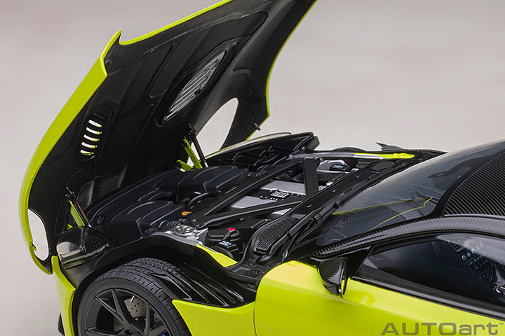 70295 ASTON MARTIN DBS SUPERLEGGERA (LIME ESSENCE)