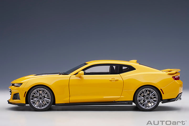 71205 CHEVROLET CAMARO ZL1 2017 (BRIGHT YELLOW)