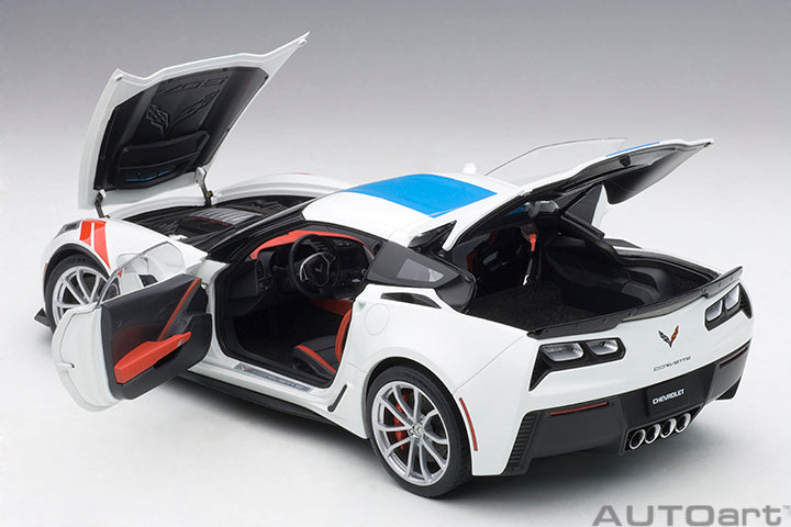 71271 CHEVROLET CORVETTE GRAND SPORT (ARCTIC WHITE/BLUE STRIPES/RED FENDER HASH MARKS)