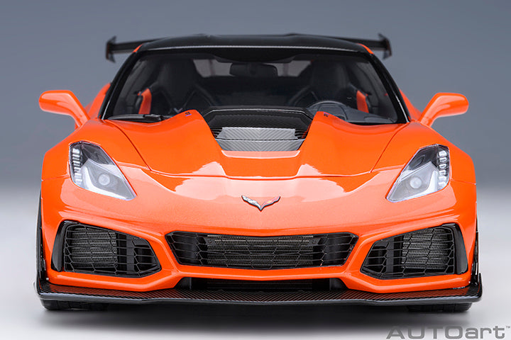 71279 CHEVROLET CORVETTE C7 ZR1 (SEBRING ORANGE TINTCOAT)