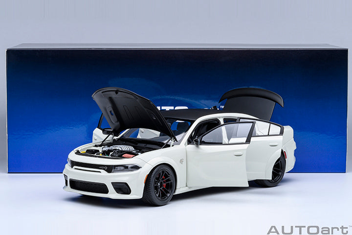 71751 DODGE CHARGER SRT HELLCAT REDEYE JAILBREAK (KNUCKLE WHITE)