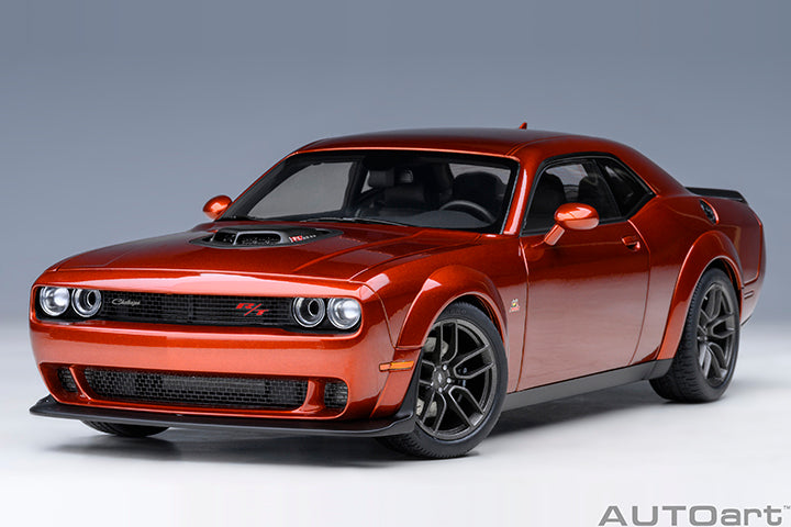 71773 DODGE CHALLENGER R/T SCAT PACK WIDEBODY 2022 (SINAMON STICK)