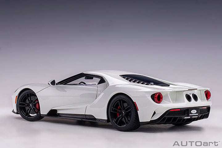 72941 FORD GT 2017 (FROZEN WHITE)