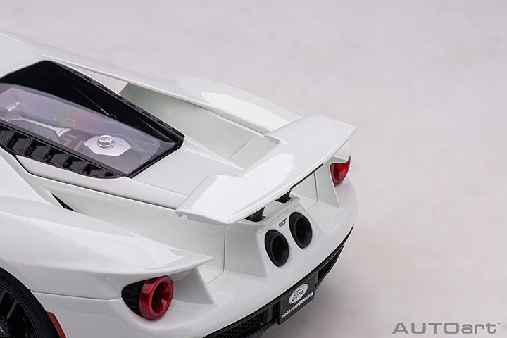 72941 FORD GT 2017 (FROZEN WHITE)