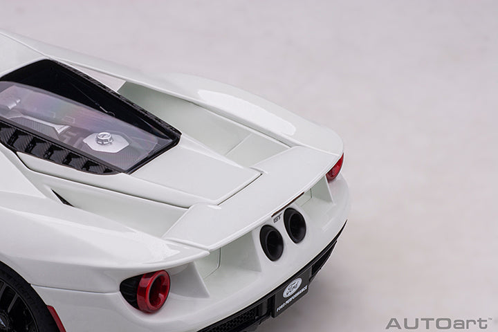 72941 FORD GT 2017 (FROZEN WHITE)