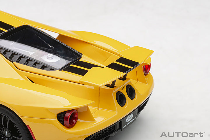 72944 FORD GT 2017 (TRIPLE YELLOW/BLACK STRIPES)