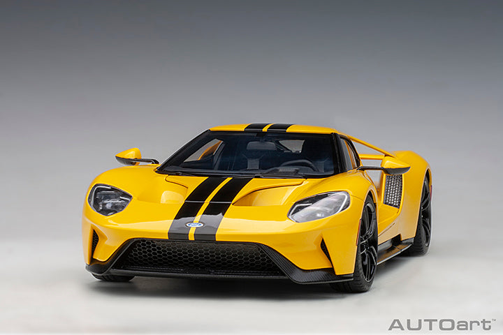 72944 FORD GT 2017 (TRIPLE YELLOW/BLACK STRIPES)