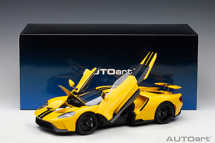 72944 FORD GT 2017 (TRIPLE YELLOW/BLACK STRIPES)