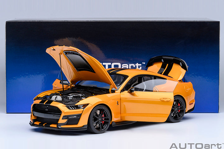 73099 FORD MUSTANG SHELBY GT500 (CYBER ORANGE)