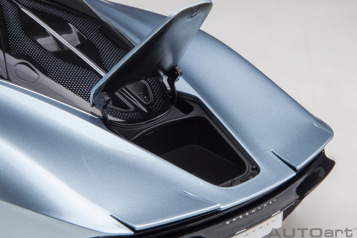 76086 McLAREN SPEEDTAIL (FROZEN BLUE)