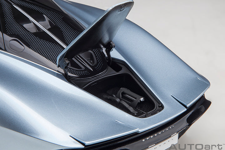 76086 McLAREN SPEEDTAIL (FROZEN BLUE)