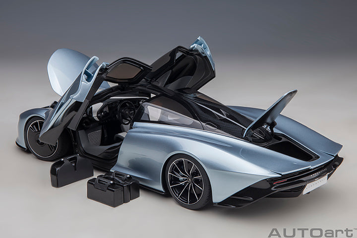 76086 McLAREN SPEEDTAIL (FROZEN BLUE)