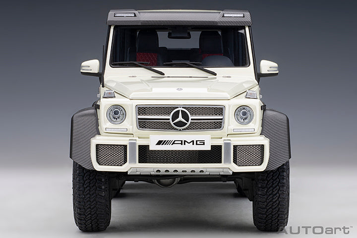 76307 MERCEDES-BENZ G63 AMG 6x6 (DESIGNO DIAMOND WHITE)