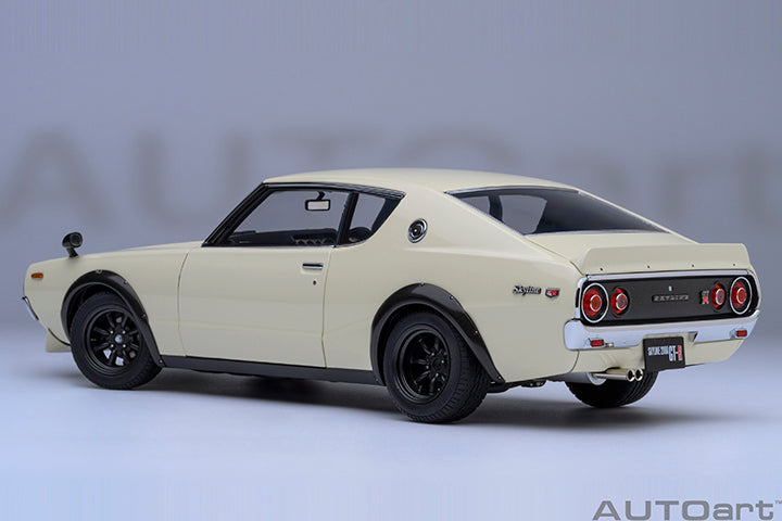 77467 NISSAN SKYLINE 2000 GT-R (KPGC110) TUNED VERSION (WHITE)