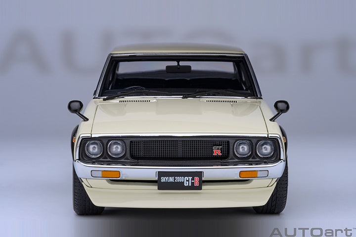 77467 NISSAN SKYLINE 2000 GT-R (KPGC110) TUNED VERSION (WHITE)