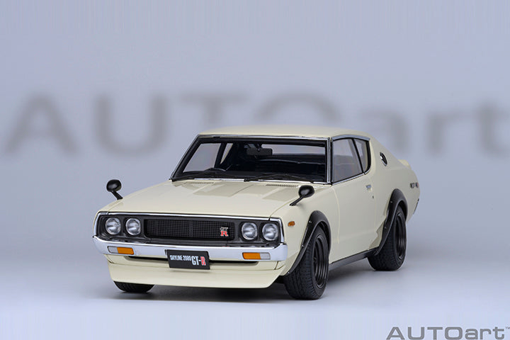 77467 NISSAN SKYLINE 2000 GT-R (KPGC110) TUNED VERSION (WHITE)