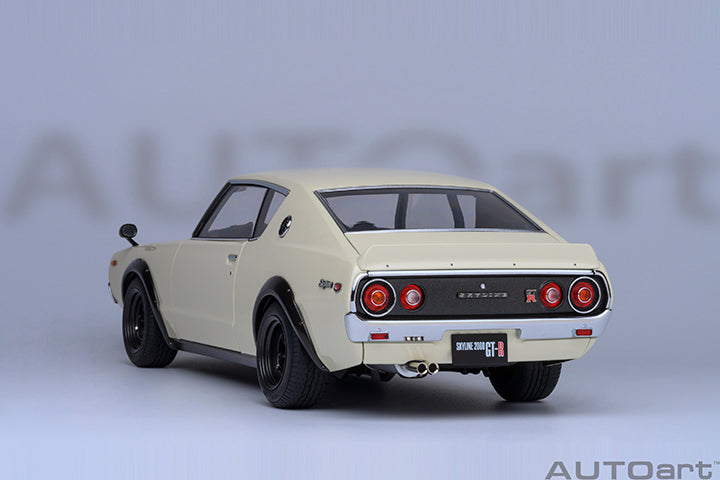 77467 NISSAN SKYLINE 2000 GT-R (KPGC110) TUNED VERSION (WHITE)