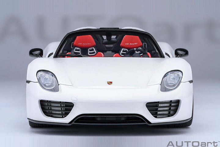 77920 PORSCHE 918 SPYDER WEISSACH PACKAGE (WHITE/RED INTERIOR)