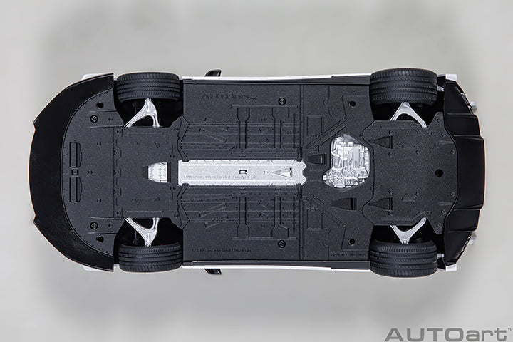 79125 LIBERTY WALK LB SILHOUETTE WORKS HURACAN GT (WHITE)