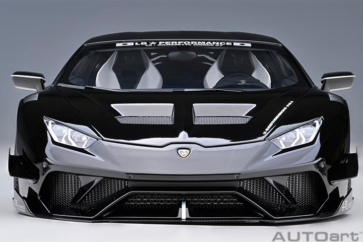 79129 LIBERTY WALK LB SILHOUETTE WORKS HURACAN GT (BLACK)