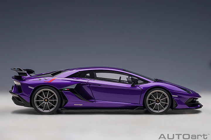 79179 LAMBORGHINI AVENTADOR SVJ (VIOLA PASIFAE/PEARL PURPLE)