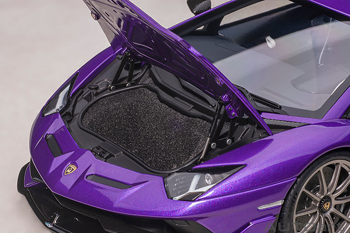 79179 LAMBORGHINI AVENTADOR SVJ (VIOLA PASIFAE/PEARL PURPLE)