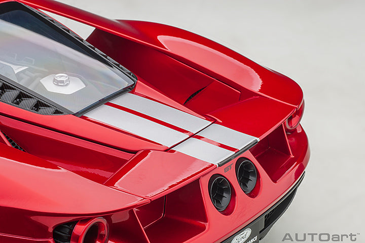 12106 FORD GT 2017 (LIQUID RED/SILVER STRIPES)