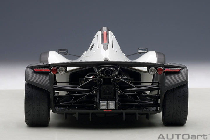 18111 BAC MONO (METALLIC PEARL WHITE)