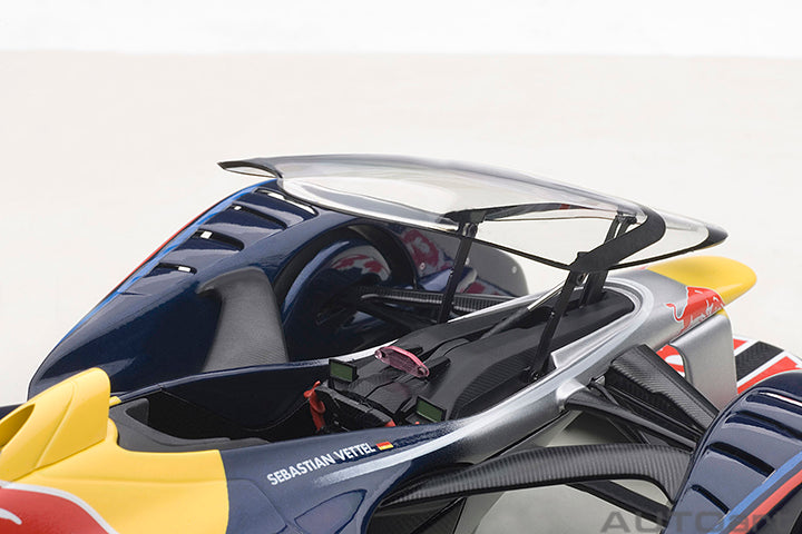 18118 RED BULL X2014 FAN CAR (RED BULL COLOR)