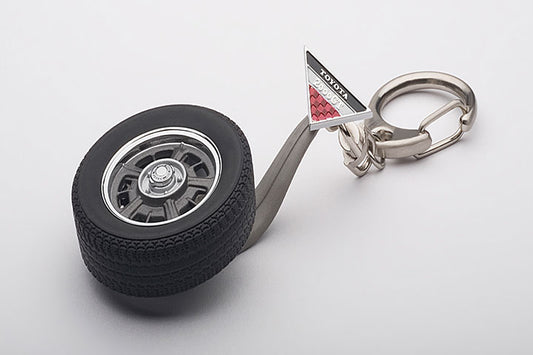41566 1/18 TOYOTA 2000 GT WHEEL KEYCHAIN
