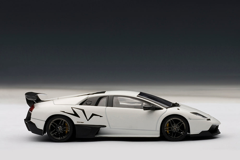 54628 LAMBORGHINI MURCIELAGO LP670-4 SV (BIANCO ISIS/WHITE)