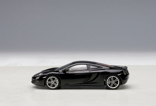 56005 MCLAREN 12C (SAPPHIRE BLACK)