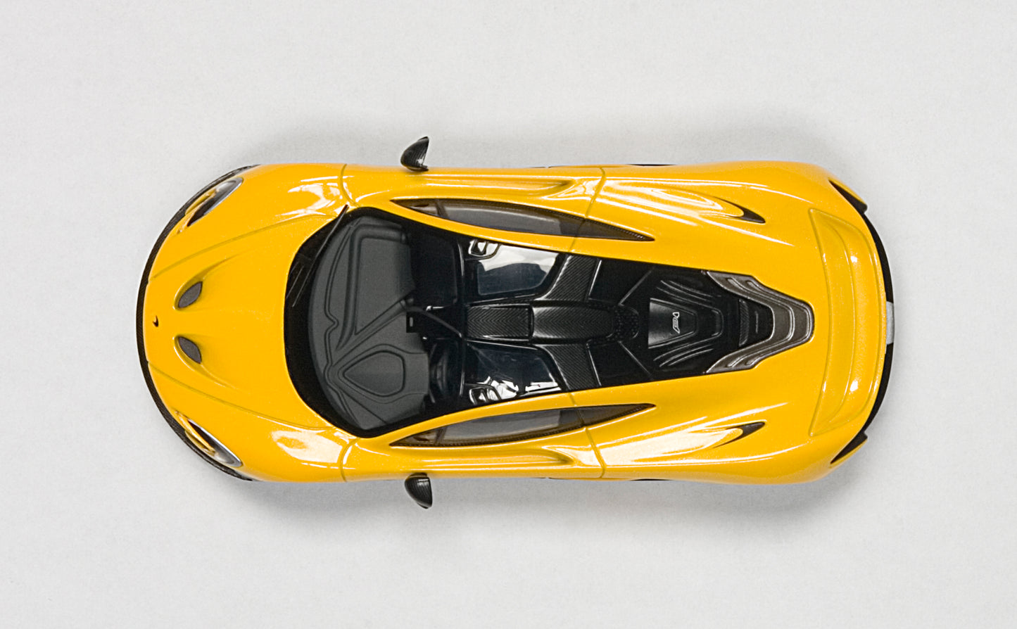 56011 McLAREN P1 (VOLCANO YELLOW)