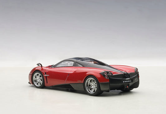 58208 PAGANI HUAYRA (METALLIC RED)