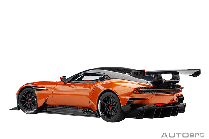 70264 ASTON MARTIN VULCAN (MADAGASCAR ORANGE)