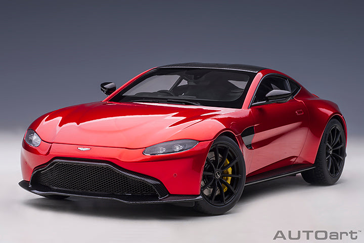 70277 ASTON MARTIN VANTAGE 2019 (HYPER RED/CARBON BLACK ROOF)
