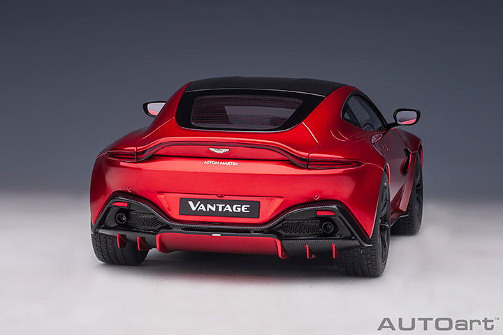 70277 ASTON MARTIN VANTAGE 2019 (HYPER RED/CARBON BLACK ROOF)