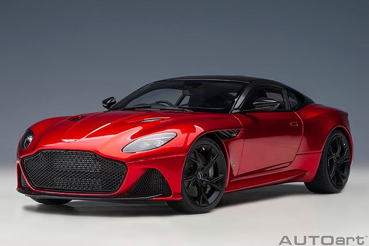 70293 1/18 ASTON MARTIN DBS SUPERLEGGERA (HYPER RED)