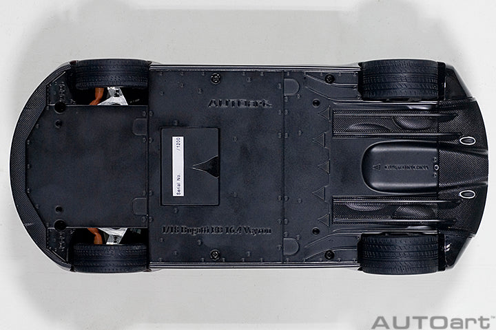 70909 BUGATTI EB 16.4 VEYRON PRODUCTION CAR (INTERIOR IN BEIGE / BODY SHELL IN BLACK/RED)（LIMITED EDITION OF 1,200 PIECES WORLDWIDE)