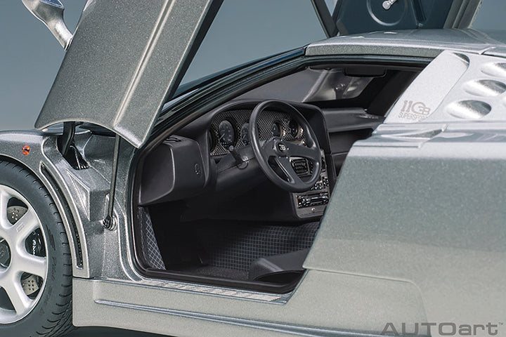 70916 BUGATTI EB110 SS (GRIGIO METALIZZATTO/SILVER)